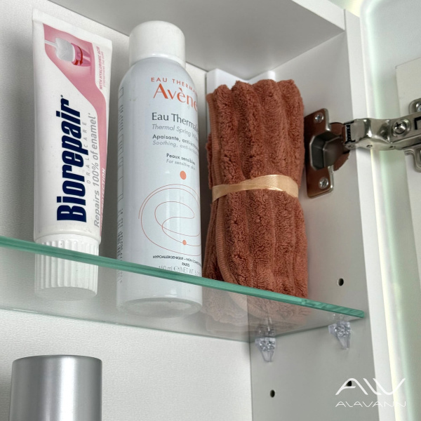 Зеркало-шкаф Косметик Лайт Плюс 60x80 с подсветкой и сменой цвета, часами и подогревом - изображение 13