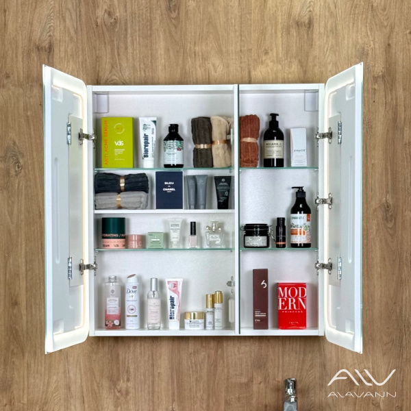 Зеркало-шкаф трюмо Косметик Лайт Плюс 80x80 с подсветкой, часами и подогревом - изображение 4